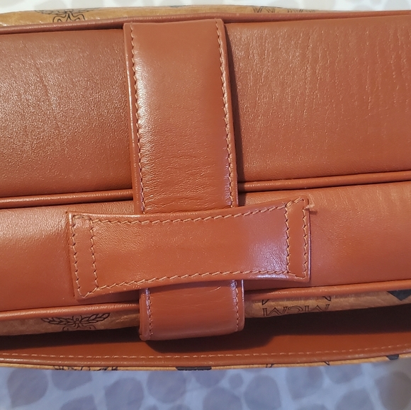 Sling bag - Picture 3 of 12